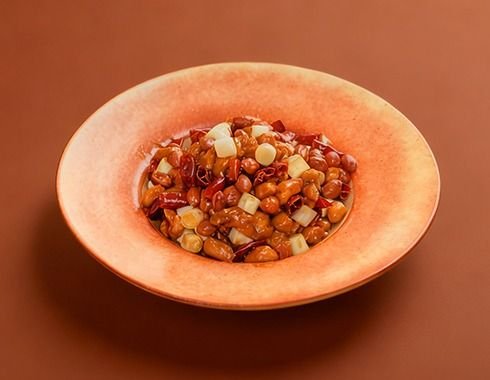 Горячее блюдо: курица гунбао