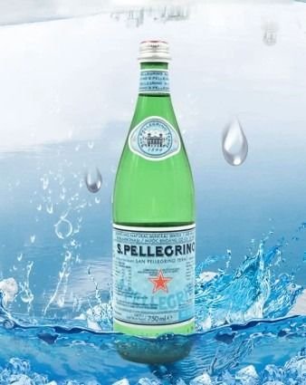 Газированная вода San Pellegrino (1 бутылка)