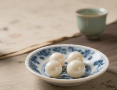 Chewy Chinese Yam Pearls in Orange Milk