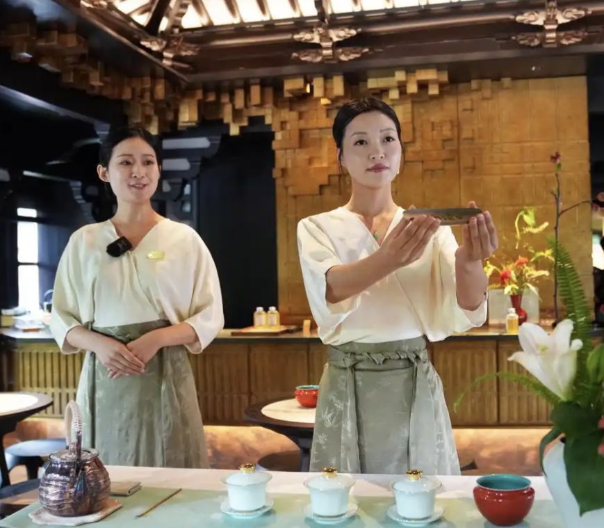 Shanghai Tea Art Performance
