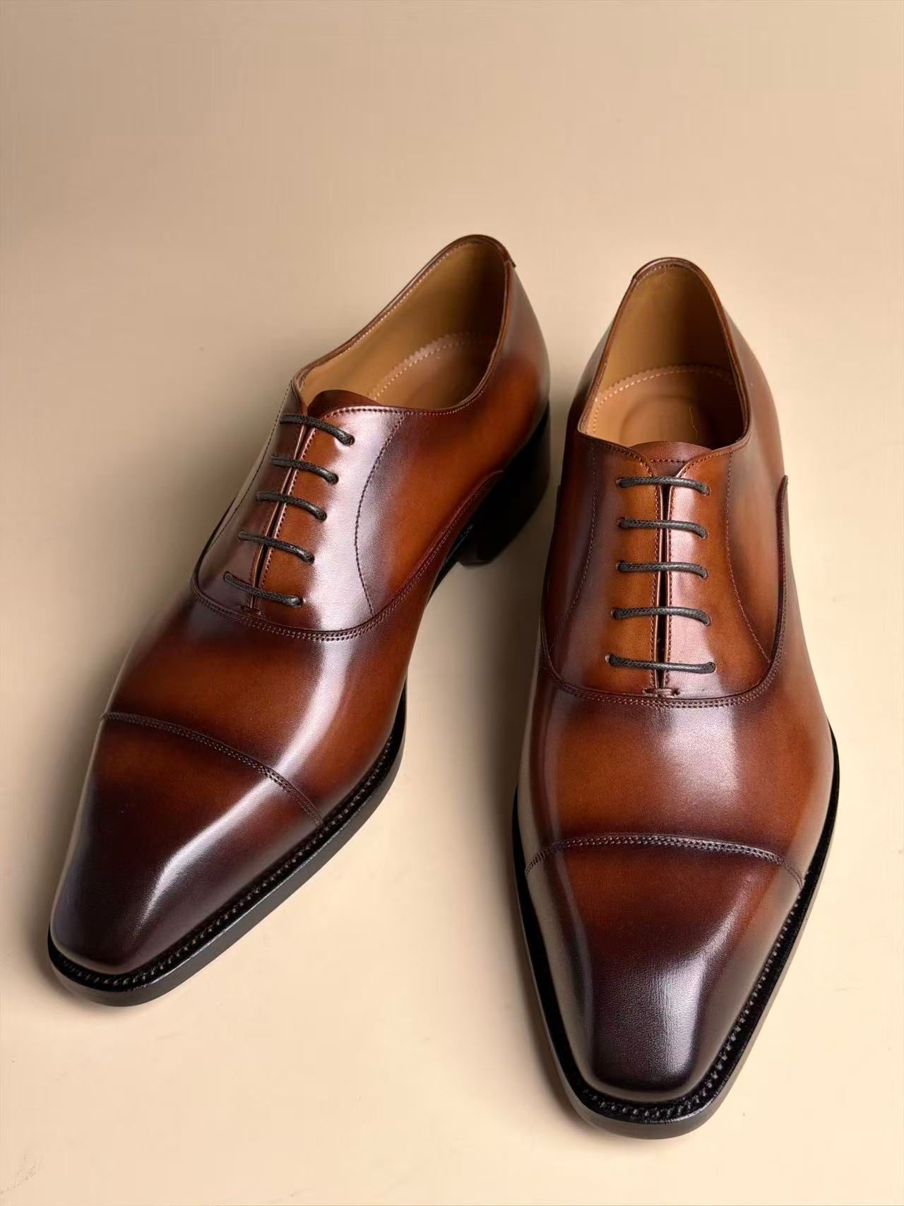 Chisel-Toe Five-Eyelet Oxford Shoes | Brown Handmade Goodyear Welted