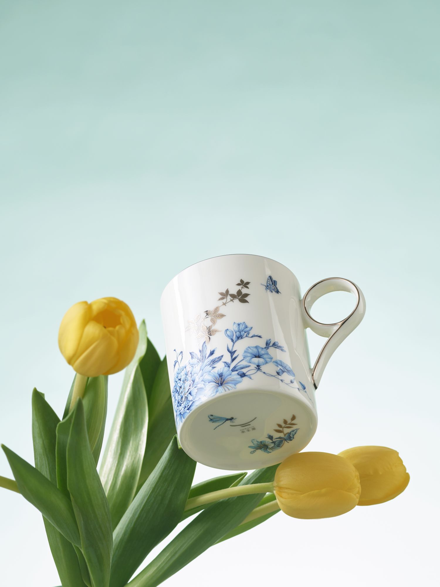 Platinum Blue-and-White Magnesia-Reinforced Porcelain 350 ml Mug