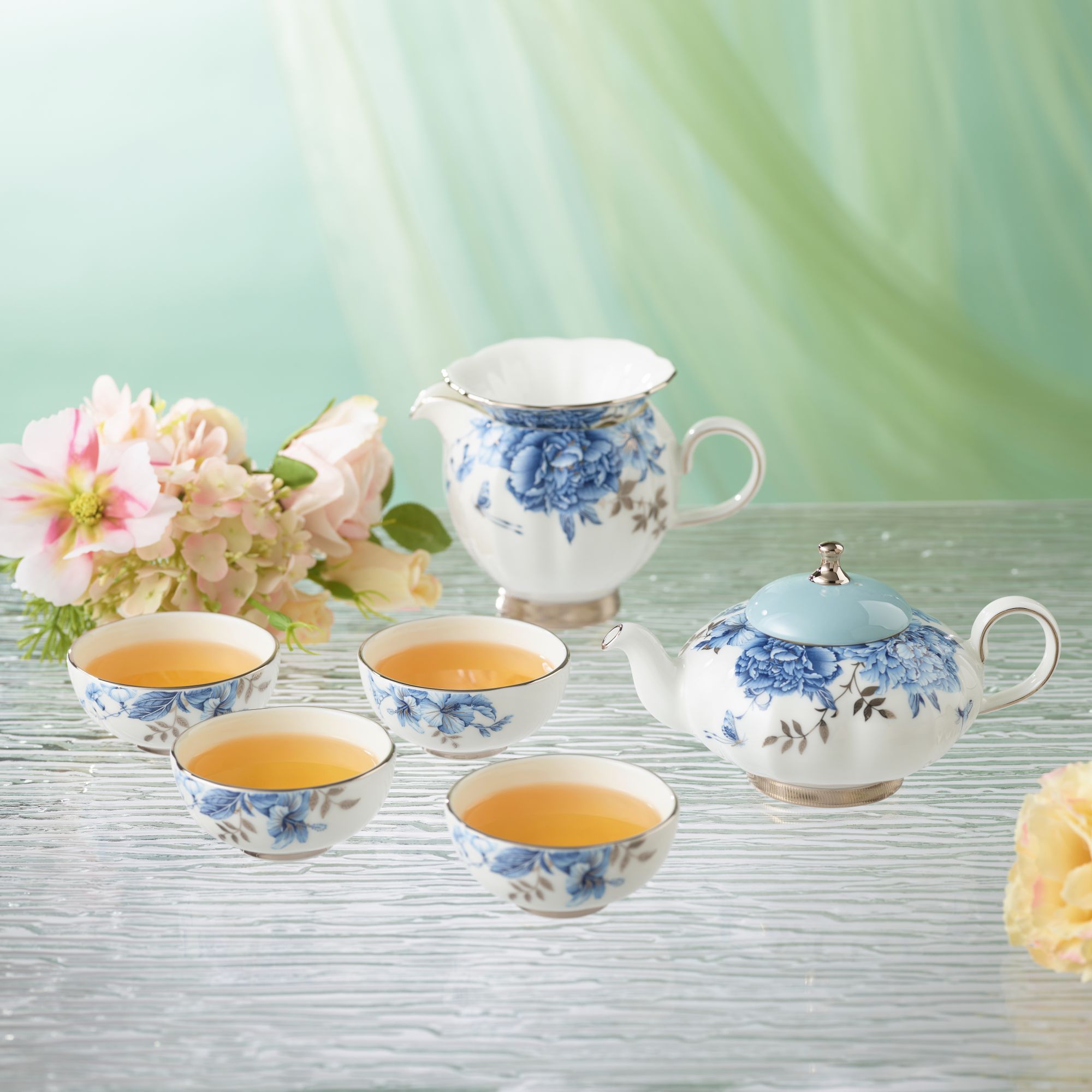 Happiness Collection – Platinum Blue-and-White 8-Piece Chinese Tea Set for Four