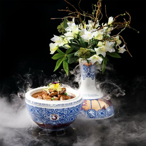 Sizzling Teppan Marbled Beef with Mashed Potatoes and Black Pepper Sauce