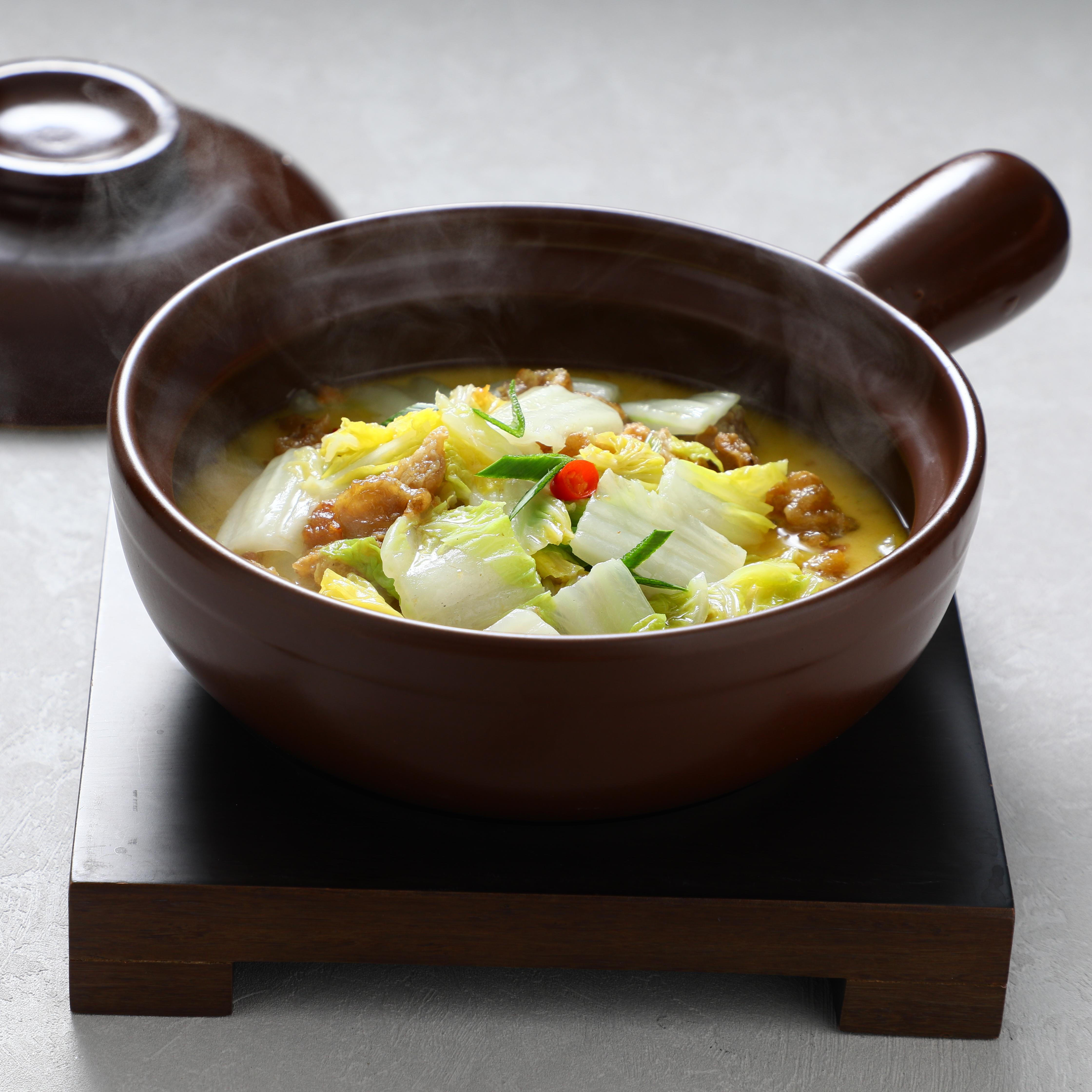 Classic Chinese Cabbage with Pork Cracklings