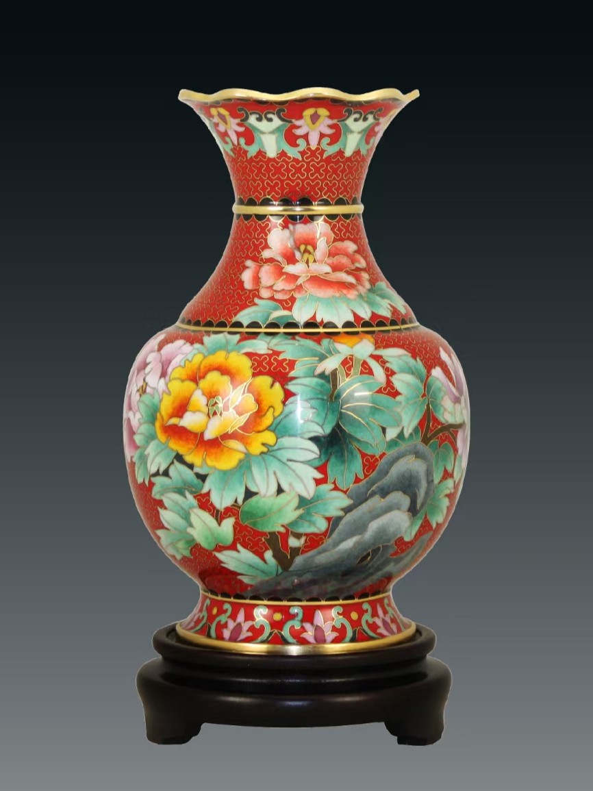 6-Inch Pomegranate-Shaped Vase