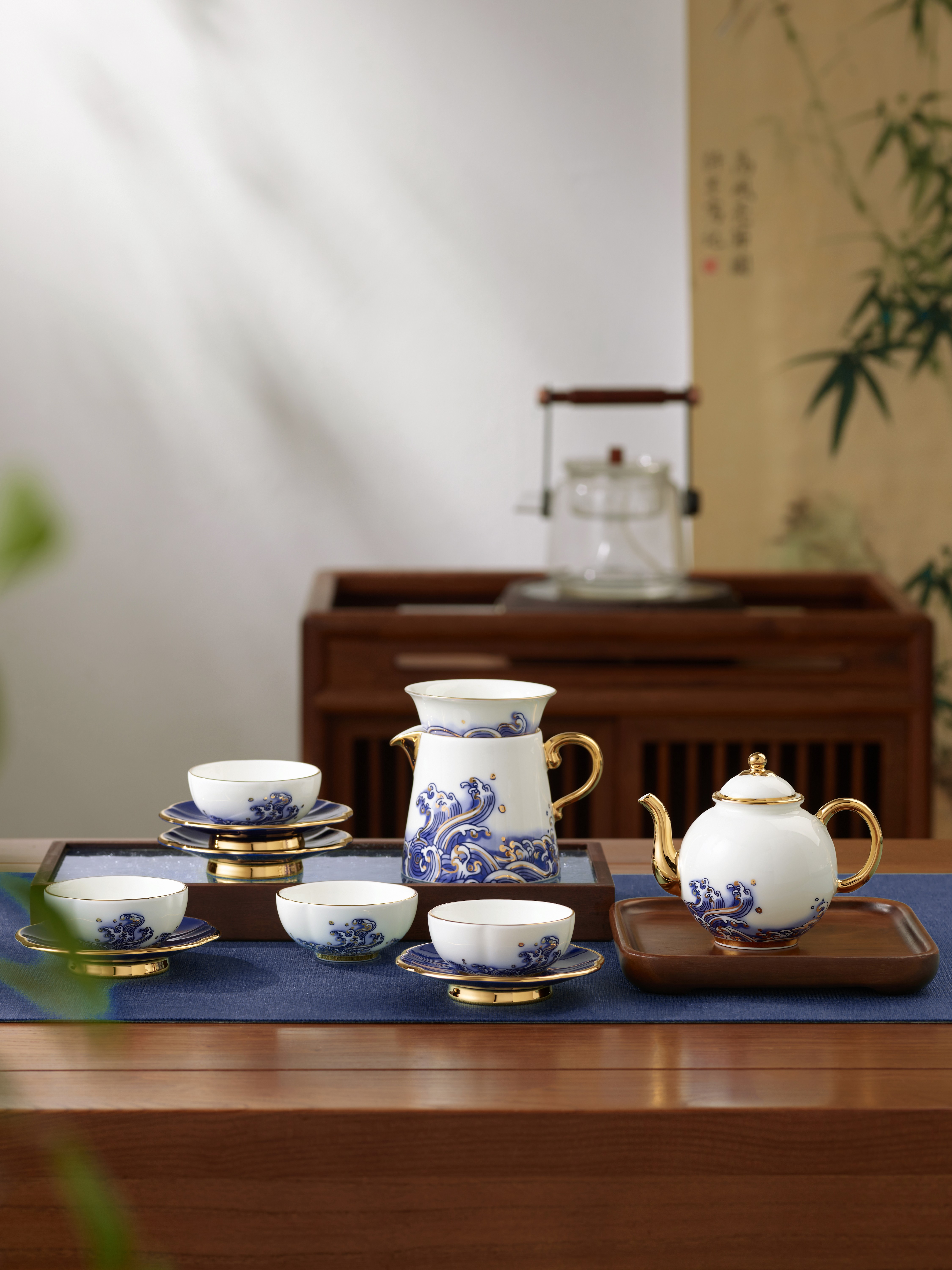 "Gentleman Porcelain – Pearl of the Sea" 12‑Piece Tea Set (for 4 persons)